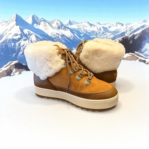UGG Kookaburra Tinlee Cozy Fur-Lined Tan Lace-Up Boots - Picture 9 of 12